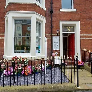 Guest house The Lansbury - ***